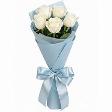 Букет 5 Белых роз Проуд в Дарьино