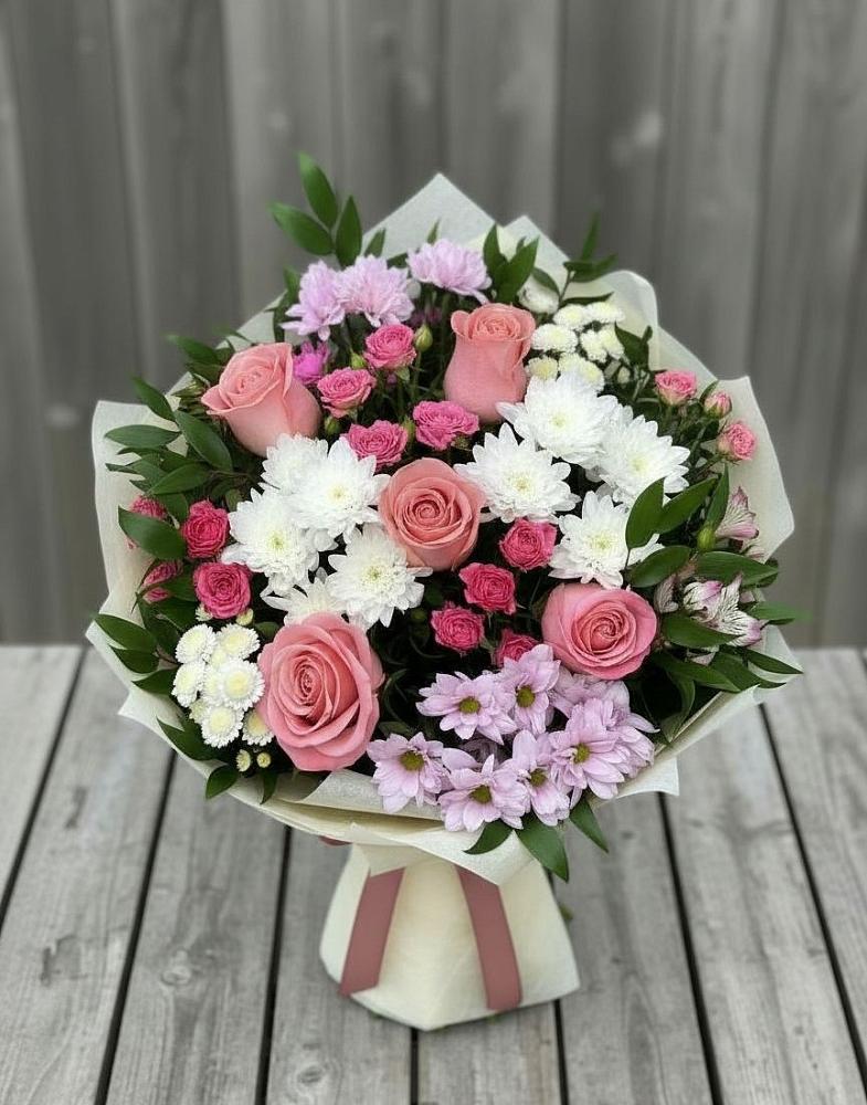 Букет цветов из: Альстромерии, Гвоздики, Розы и Хризантемы в Дарьино
