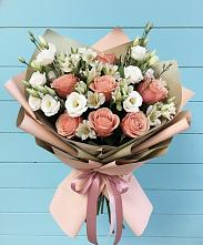Букет цветов из:  Розы, Альстромерии и Лизиантусы #REPLACE_PRED# Дарьино