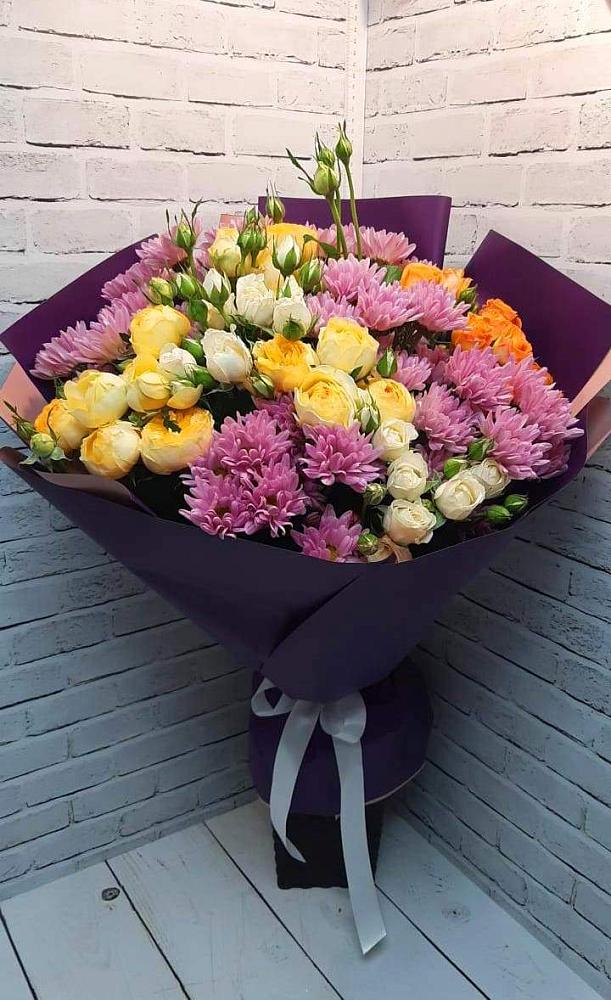 Букет цветов из: Хризантемы и Розы в Дарьино