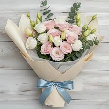 Букет цветов из:  Лизиантусы в Дарьино