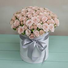 Цветочная композиция из Розы в шляпной коробке в Дарьино