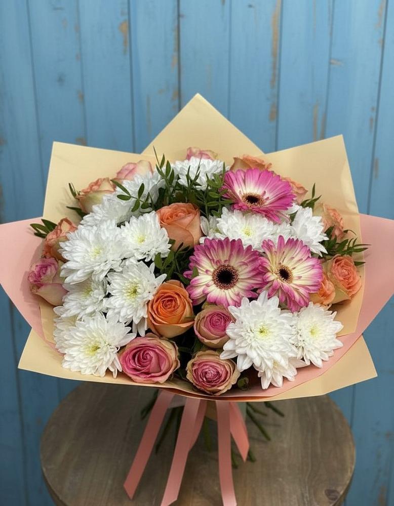 Букет цветов из: Розы, Герберы и Хризантемы в Дарьино