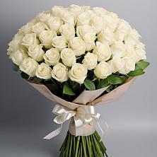 Букет 101 беля роза Белоснежка в Дарьино
