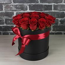 Цветочная композиция из Розы в шляпной коробке в Дарьино