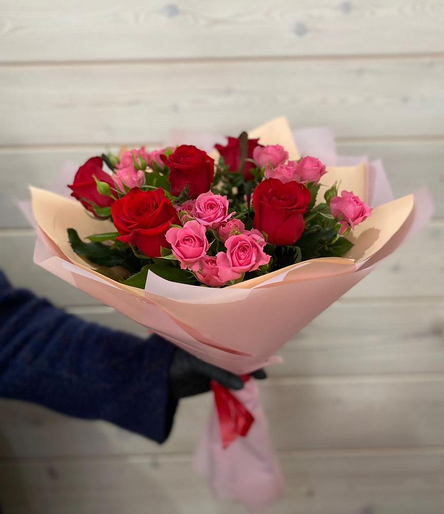 Букет цветов из: Розы в Дарьино