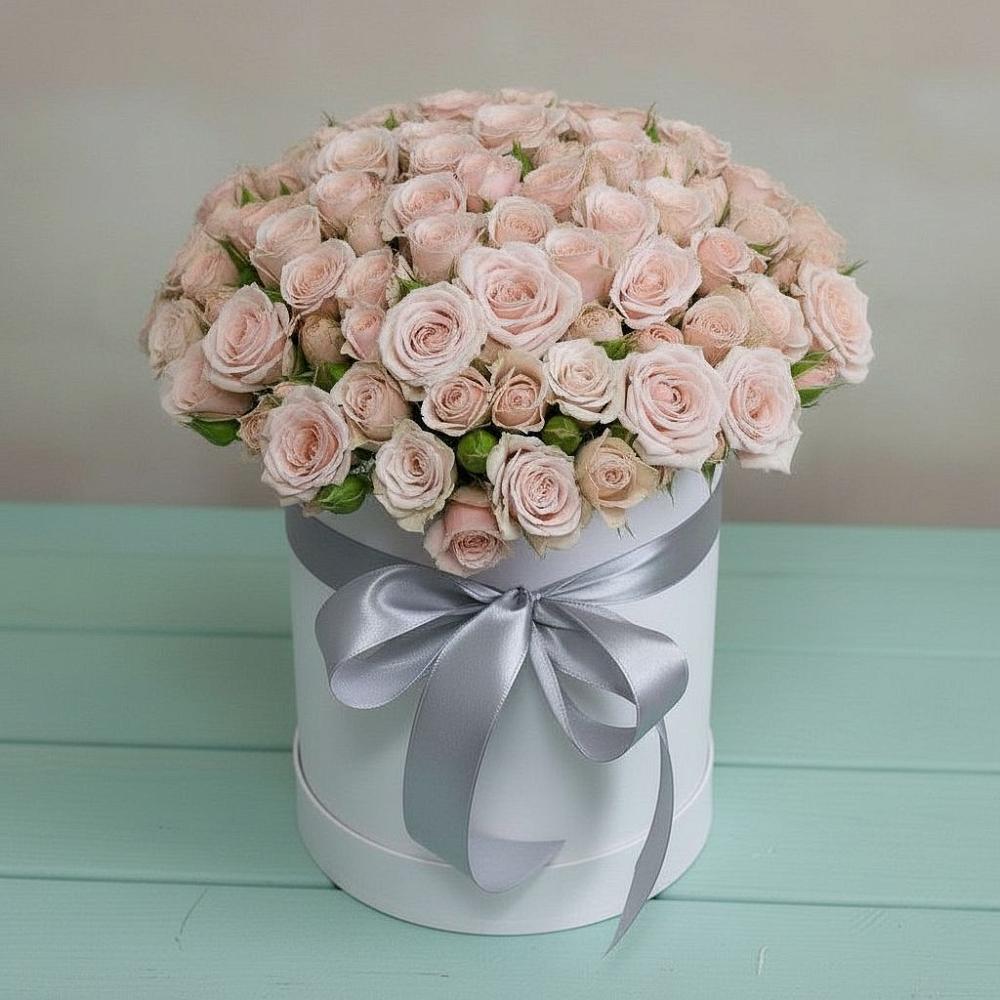 Цветочная композиция из Розы в шляпной коробке в Дарьино